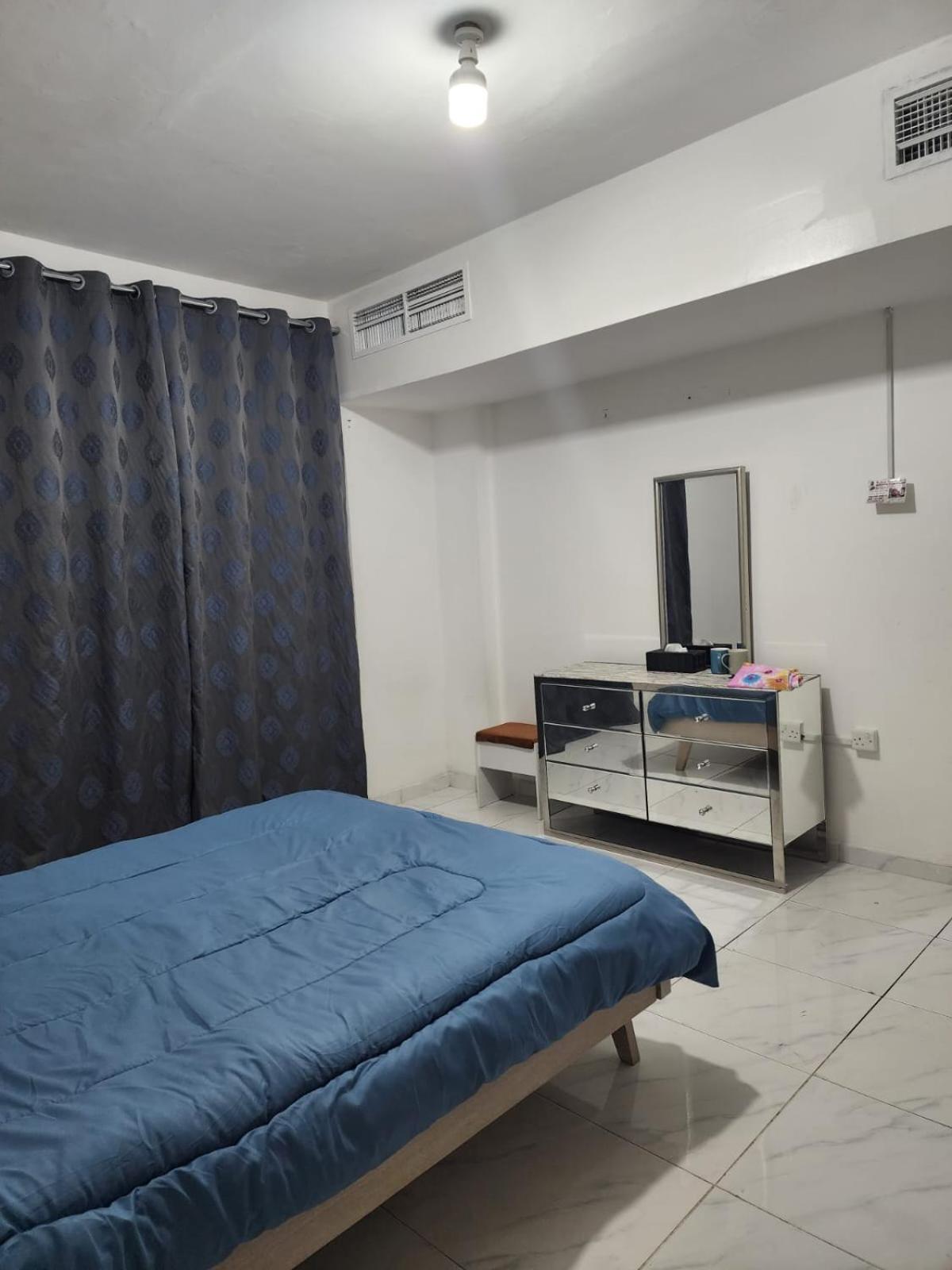 Sharing Motel Rooms Abu Dzabi Kültér fotó